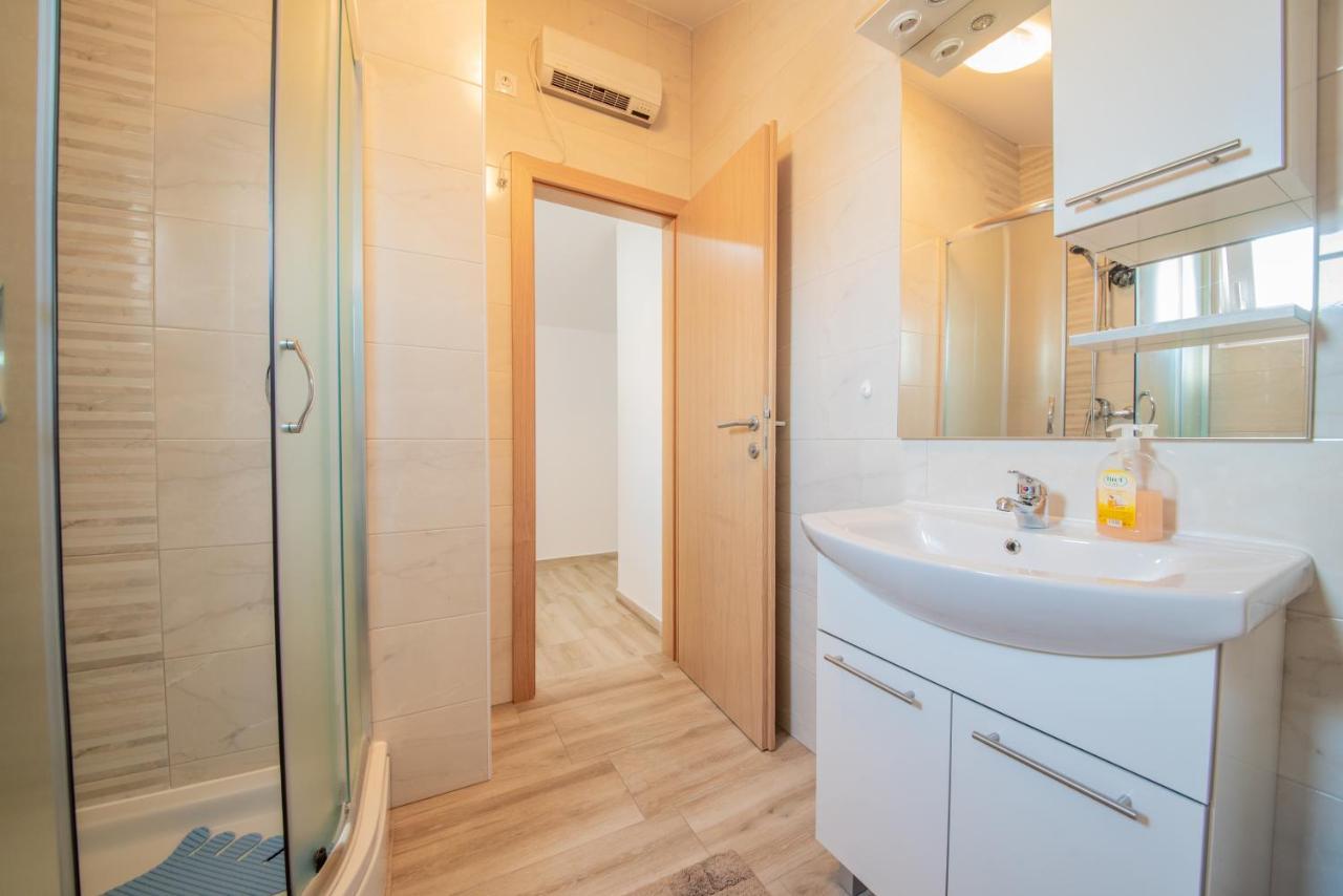 Apartman Eva 沃希 外观 照片